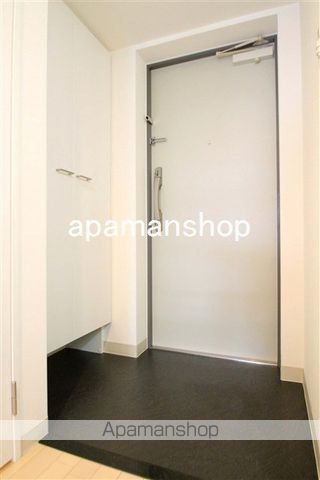 地下鉄中央線 谷町四丁目駅 徒歩3分 12階建 築18年の玄関写真
