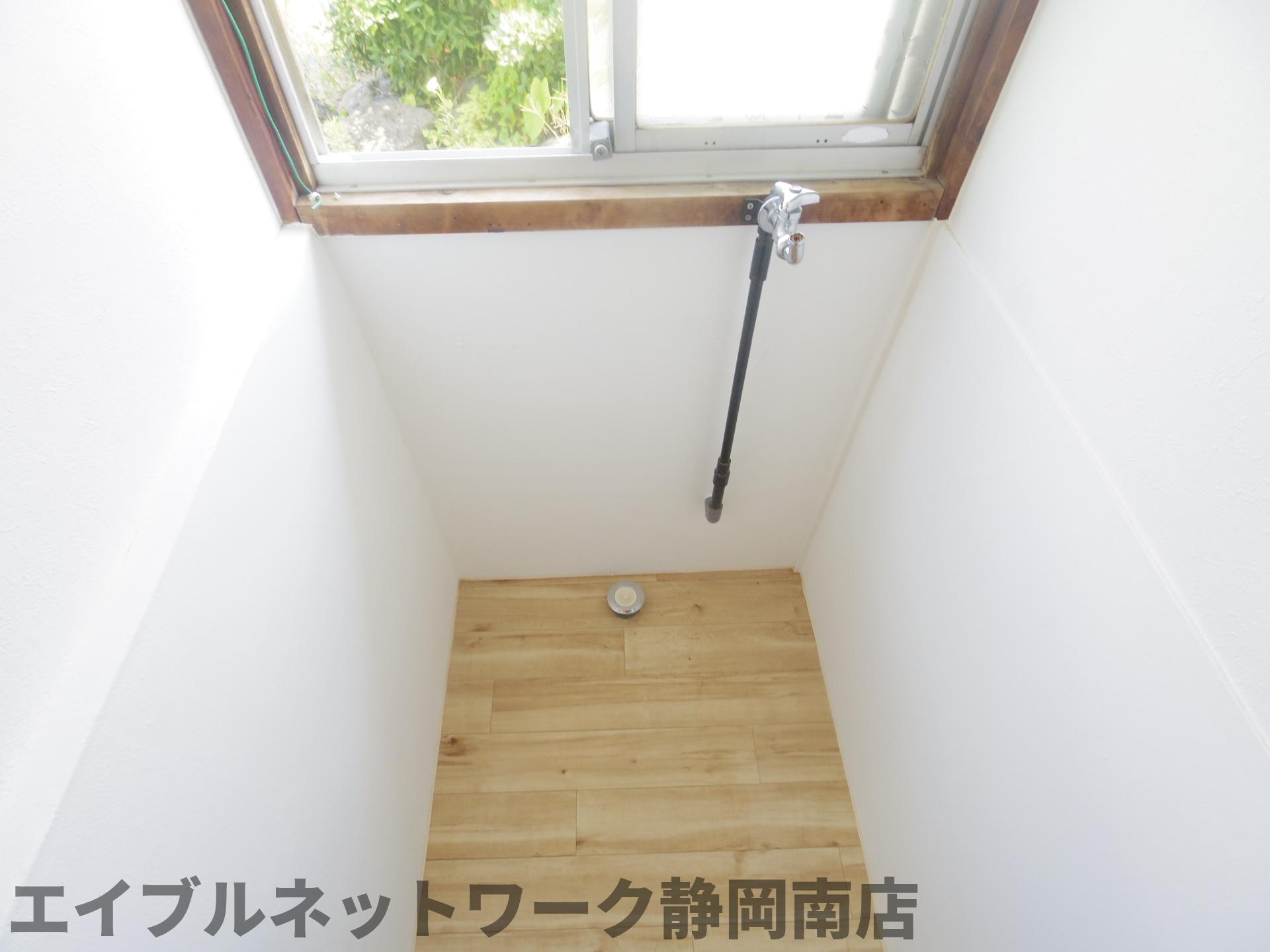 その他設備　洗濯機置場