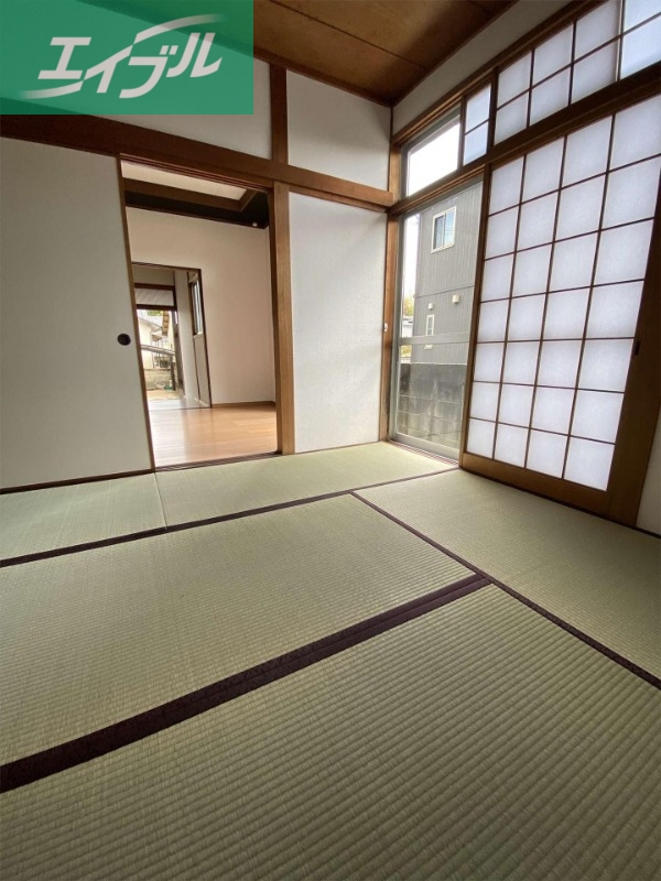中庄ハイツ一戸建の内装写真