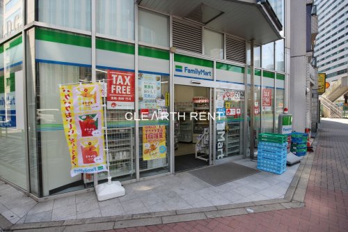 コンビニ　ファミリーマート 銀座昭和通り店（コンビニ）まで59m