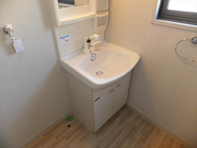 サンビレッジ八番館の内装写真