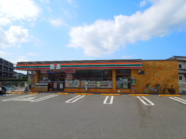 コンビニ　セブンイレブン 市原五井三又店（コンビニ）まで767m