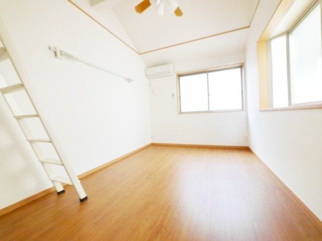 シャンブル日吉の内装写真