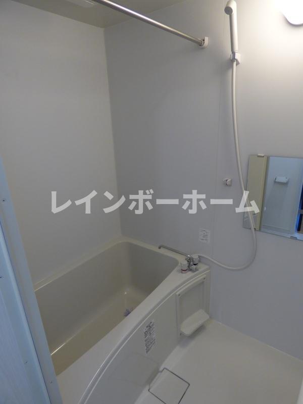 バス・シャワールーム　お風呂です
