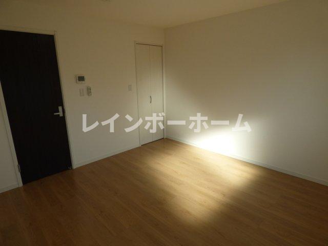 その他部屋・スペース　落ち着いて過ごせるお部屋なので、寝室にいかがでしょうか