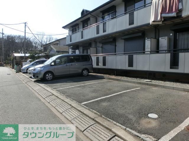 駐車場　駐車場