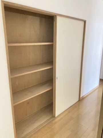 収納　別のお部屋の写真です