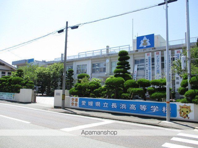 高校・高専　長浜高校（高校・高専）まで2300m