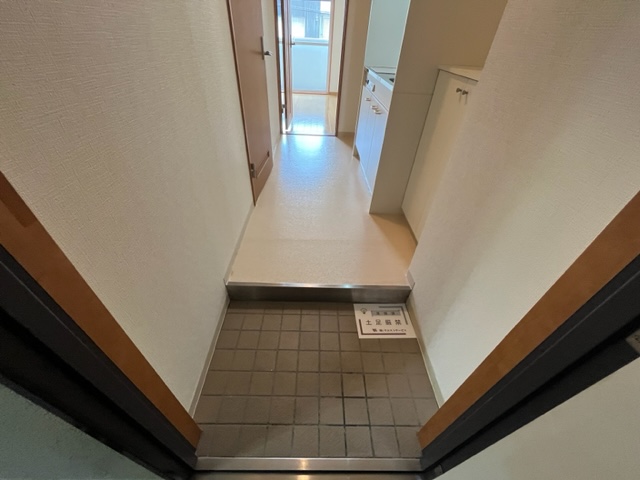 玄関　※同施工会社のイメージ写真※