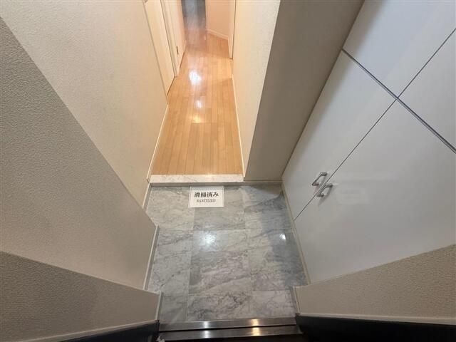 玄関　明るい玄関です