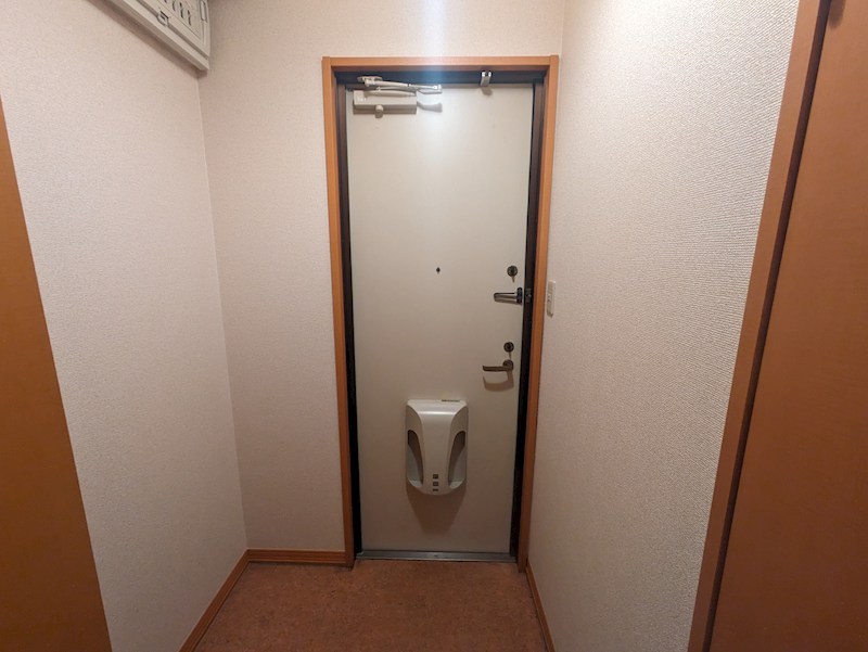 メゾン高松5 A棟の玄関写真