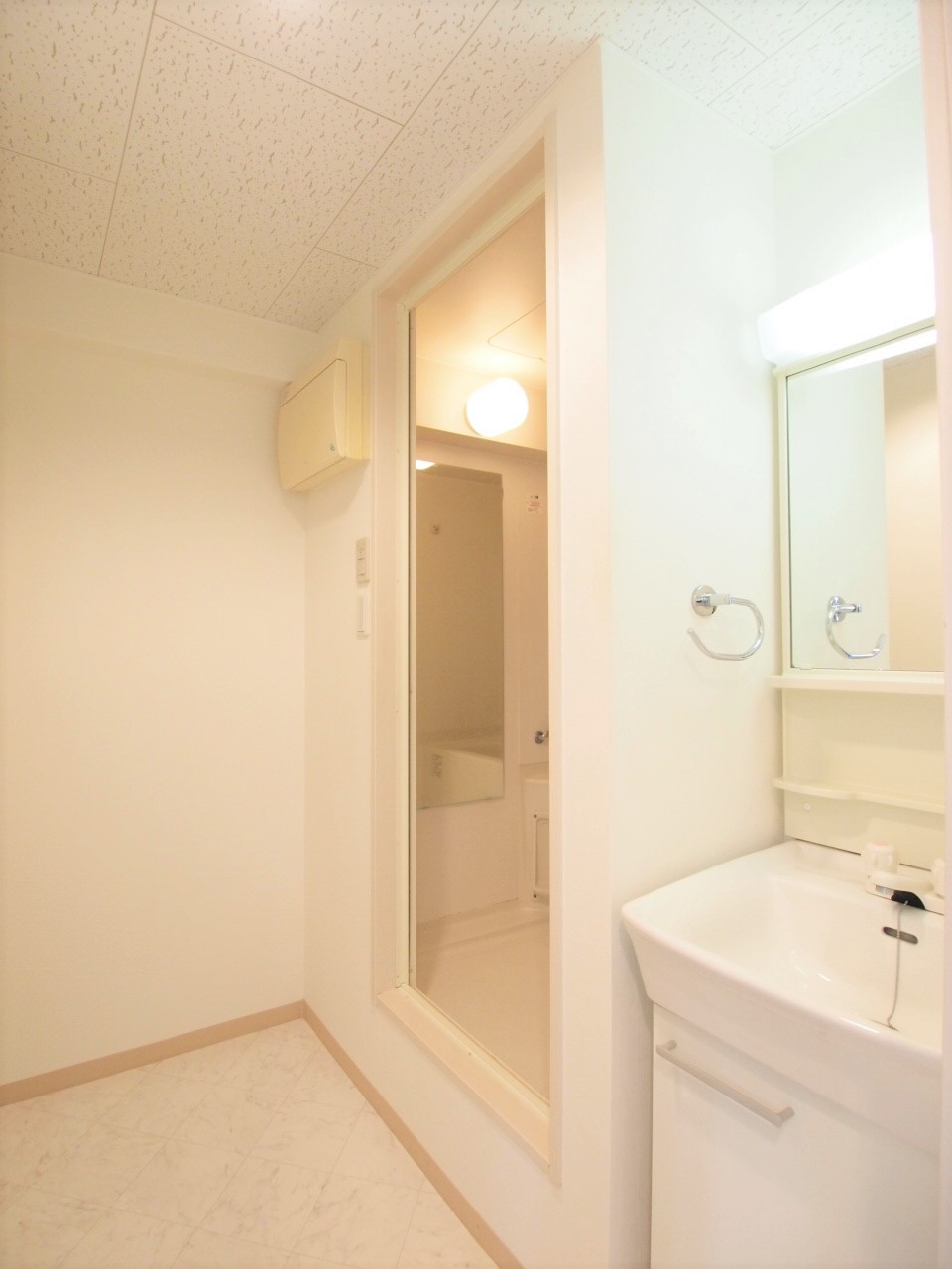 No.65 ORIENT CROSSING TOWERの内装写真