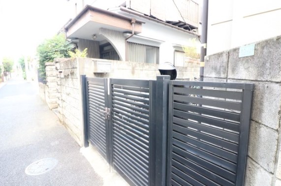 エントランス　千駄木ハイム　文京区千駄木5