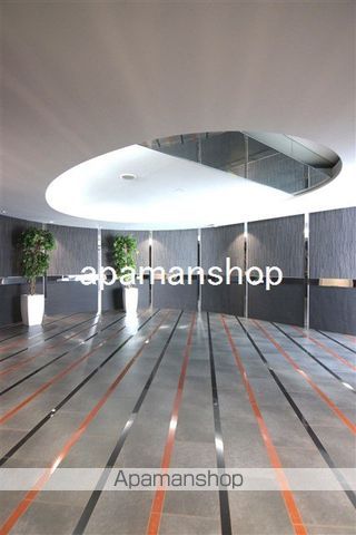 地下鉄堺筋線 北浜駅 徒歩5分 15階建 築14年の外観写真
