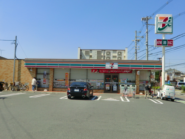 コンビニ　セブンイレブン八尾小畑町店（コンビニ）まで414m