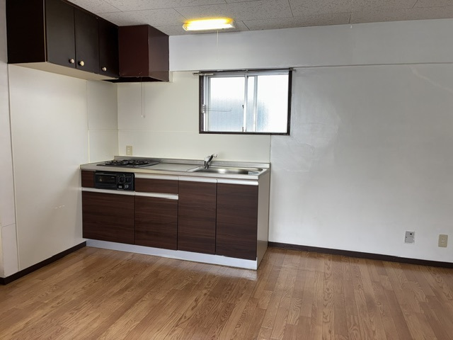 キッチン　写真は別のお部屋です。※現況を優先