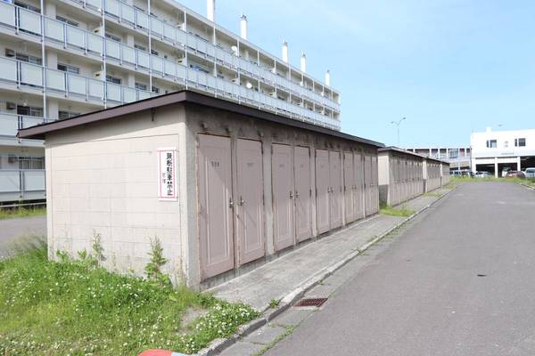 ビレッジハウス潮見ヶ丘1号棟の外観写真
