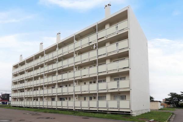 ビレッジハウス潮見ヶ丘1号棟の外観写真