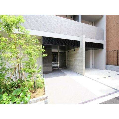 京急空港線 穴守稲荷駅 徒歩2分 6階建 築6年の外観写真