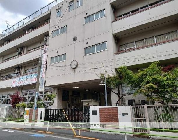 小学校　港区立白金小学校（小学校）まで206m