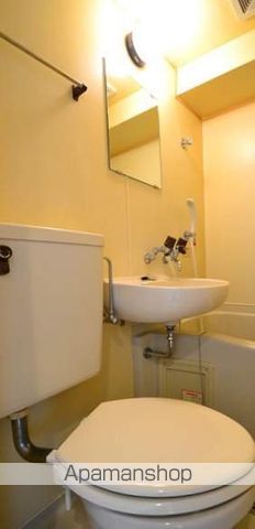 広島電鉄宇品線 鷹野橋駅 徒歩9分 9階建 築37年のトイレ写真