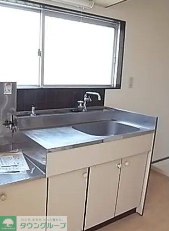ＪＲ相模線 北茅ケ崎駅 徒歩10分 2階建 築38年のキッチン写真