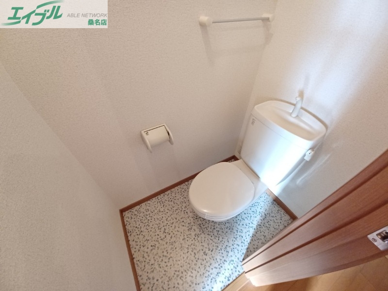 トイレ　別部屋参考写真です