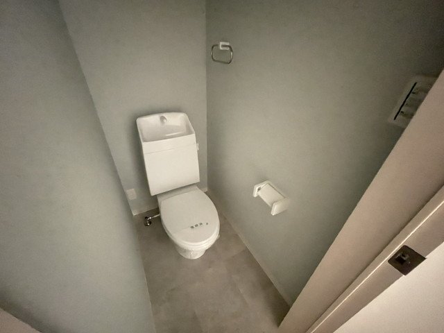ヴィレッタ城之下のトイレ写真