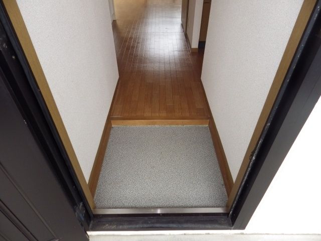 玄関　※同型タイプ