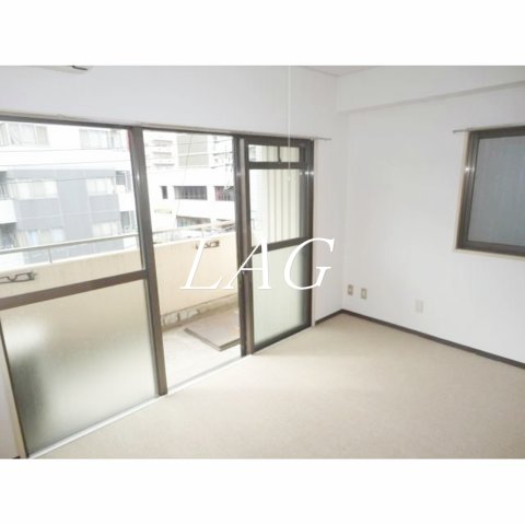 居室・リビング　洋室のお部屋です。