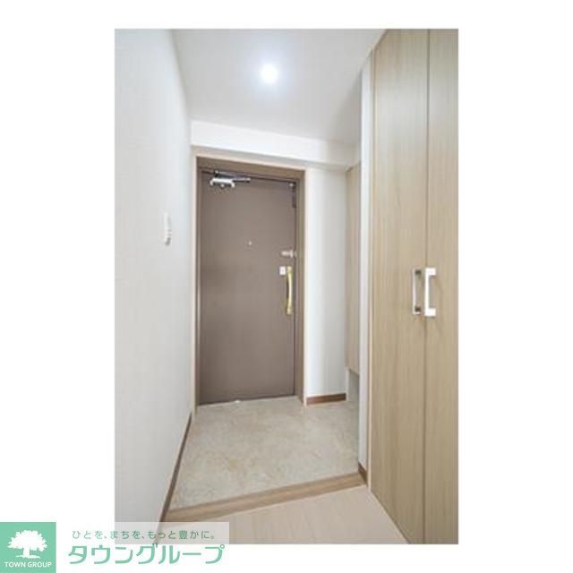 西荻HILLSの玄関写真