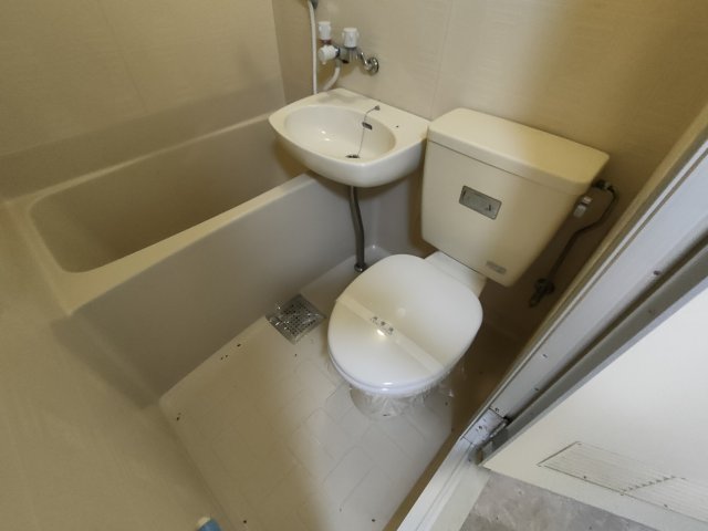 春日野道ロイヤルハイツのトイレ写真