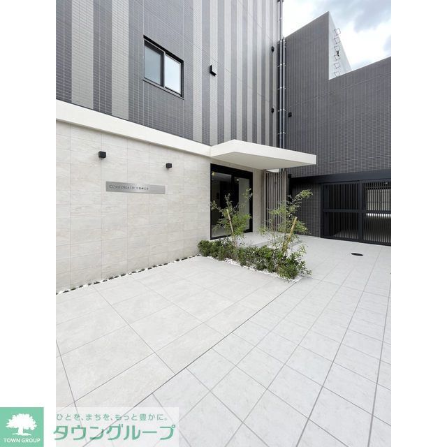 エントランス　部屋探しは株式会社　タウンハウジング　までお気軽にお問合せ…