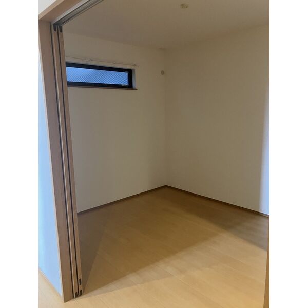 REGALEST武庫川♯Fourの居間写真