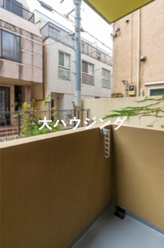 バルコニー