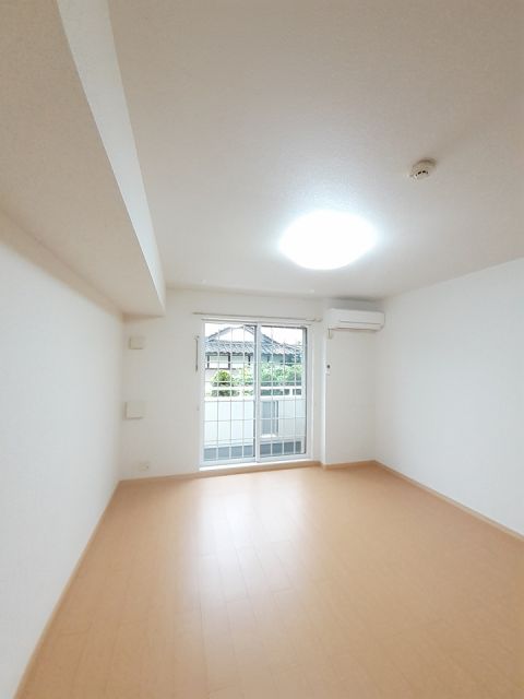 プラージュベルの居間写真