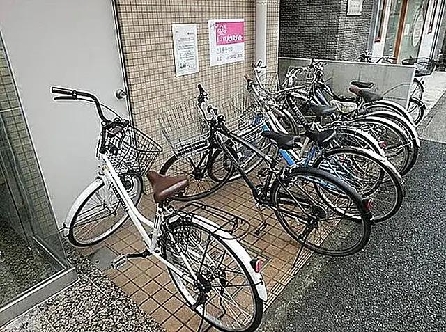 東京メトロ副都心線 千川駅 徒歩3分 6階建 築36年の外観写真