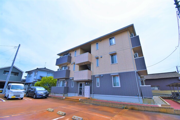 建物外観　建物外観