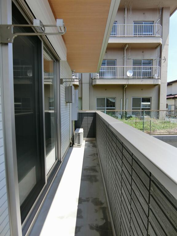 バルコニー　写真は1階のお部屋です（同タイプ）