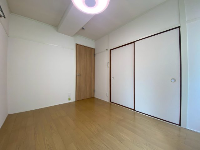 マンション幸宝の外観写真