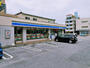 コンビニ　ローソン おもろまち駅前店（コンビニ）まで175m