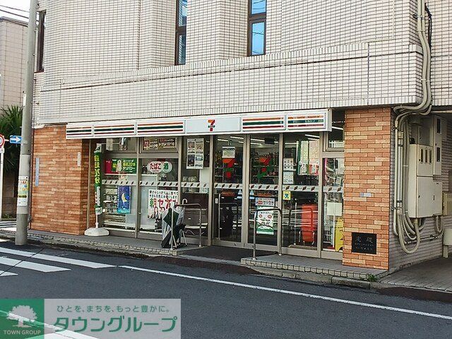 コンビニ　セブンイレブン（コンビニ）まで254m