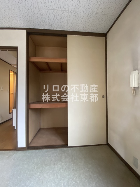 収納　奥行のある収納付です！増えがちな荷物をもスッキリ収納できます