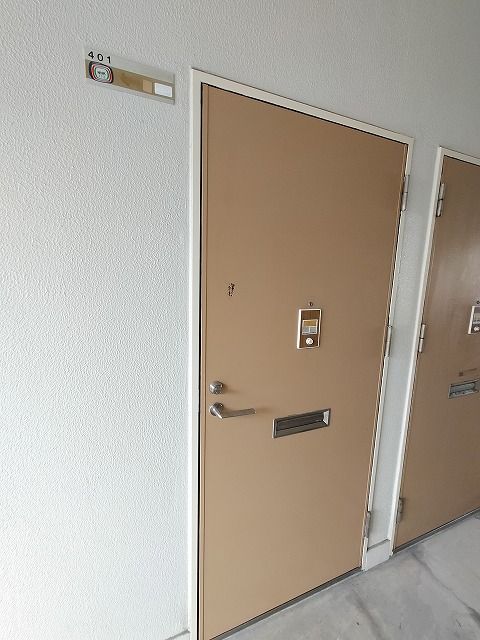 その他　玄関の外です☆