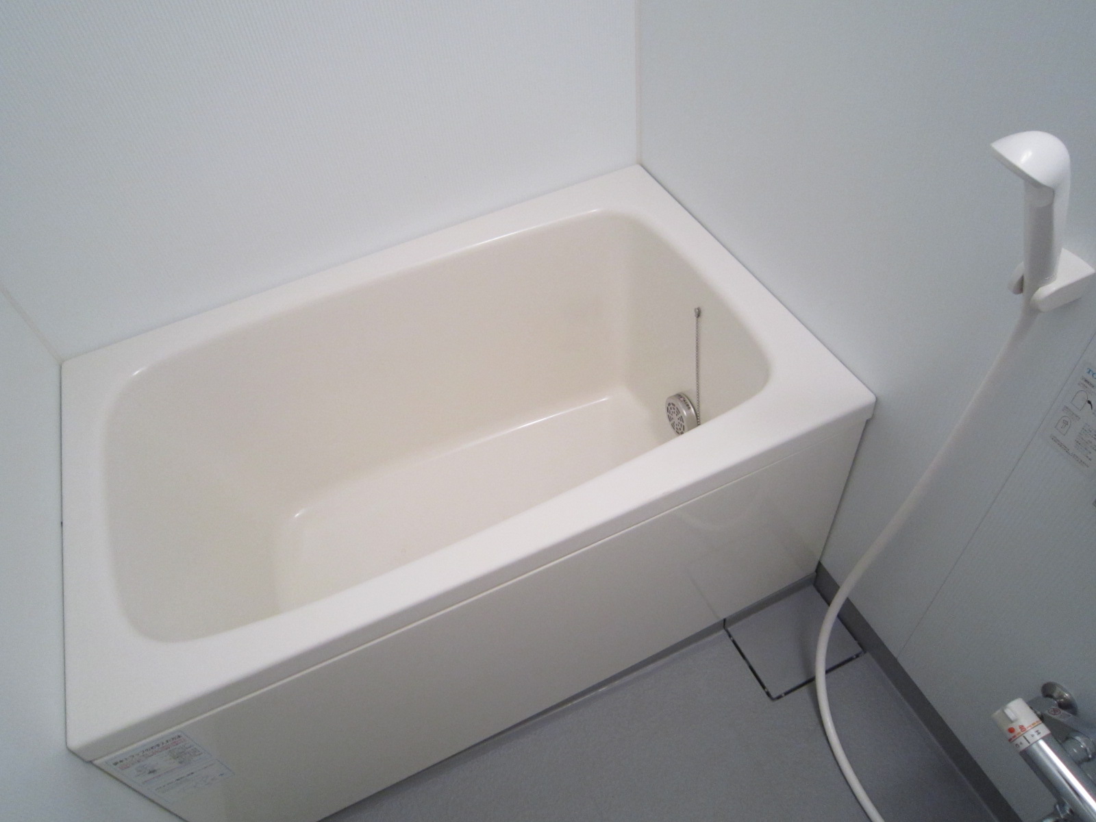 バス・シャワールーム　追焚機能付きバス