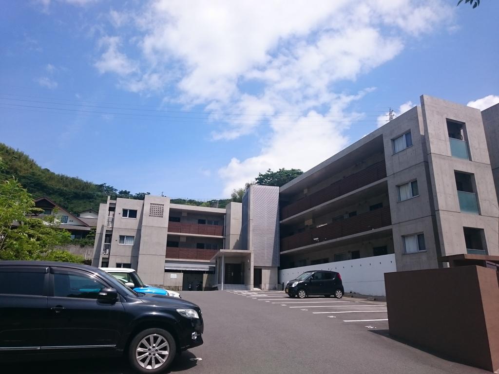 鹿児島市玉里町のマンションの建物外観