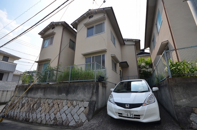 下土井借家の建物外観