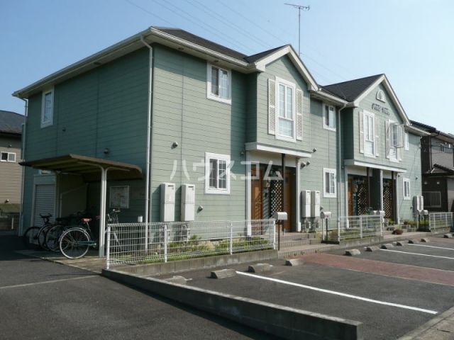 匝瑳市飯倉台のアパートの建物外観