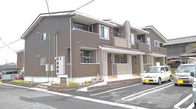 【碧南市若宮町のアパートの建物外観】