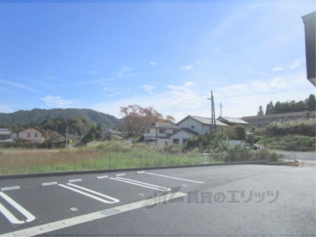 【甲賀市信楽町長野のアパートの眺望】